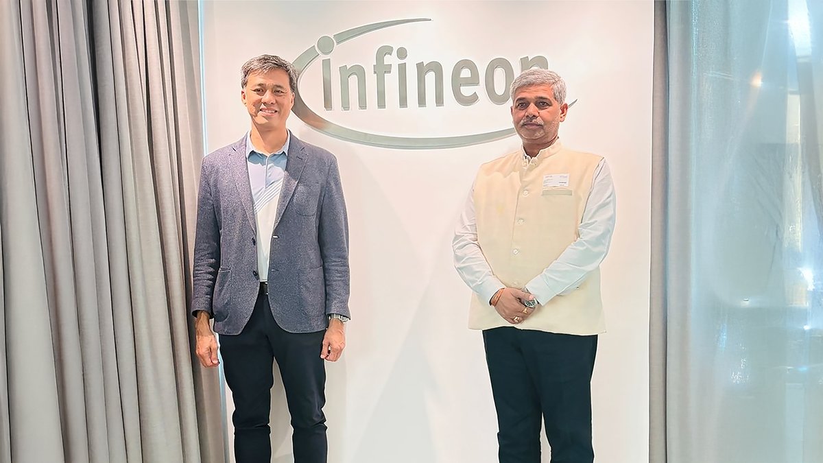 NIELITIndia's tweet image. Dr. M. M. Tripathi, Director General, #NIELIT, visited Infineon’s Singapore office and held a meeting with Mr. CS Chua, President &amp;amp; MD, @Infineon , to review the ongoing collaboration and identify new avenues for advancing India’s #semiconductor innovation and #skilldevelopment .