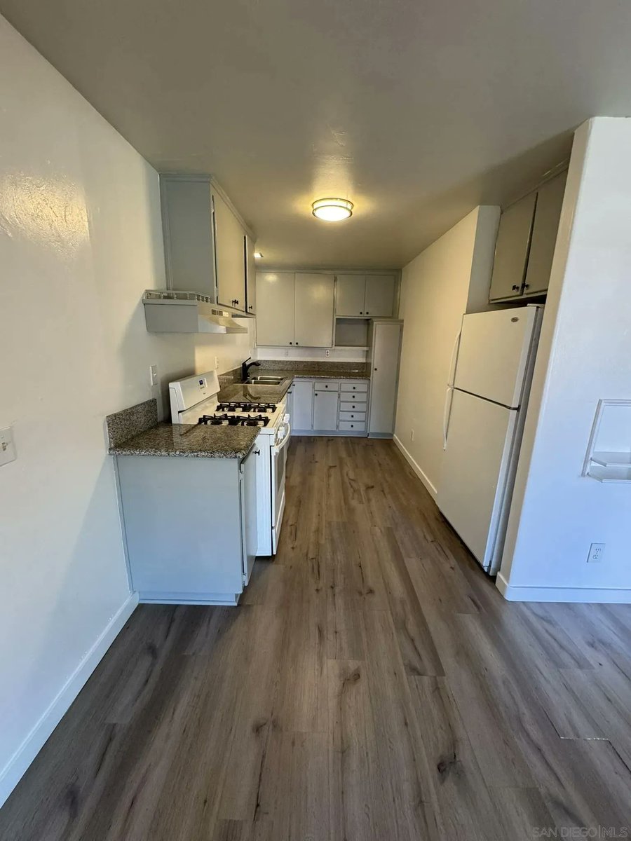 RealtorVinceC's tweet photo. 1320 Heron Ave, El Cajon, CA, 92020
2 bed | 1 bath 900 Sq. Ft.
Active | 2100
https://t.co/ctATw17OqG
Bright &amp; Cozy 2-Bedroom Apartment $2,100/Month Step into this freshly updated, bright, and welcoming 2-bedroom, 1-bath apartment that offers comfort, convenience, and a... https://t.co/yYllCeCwo5