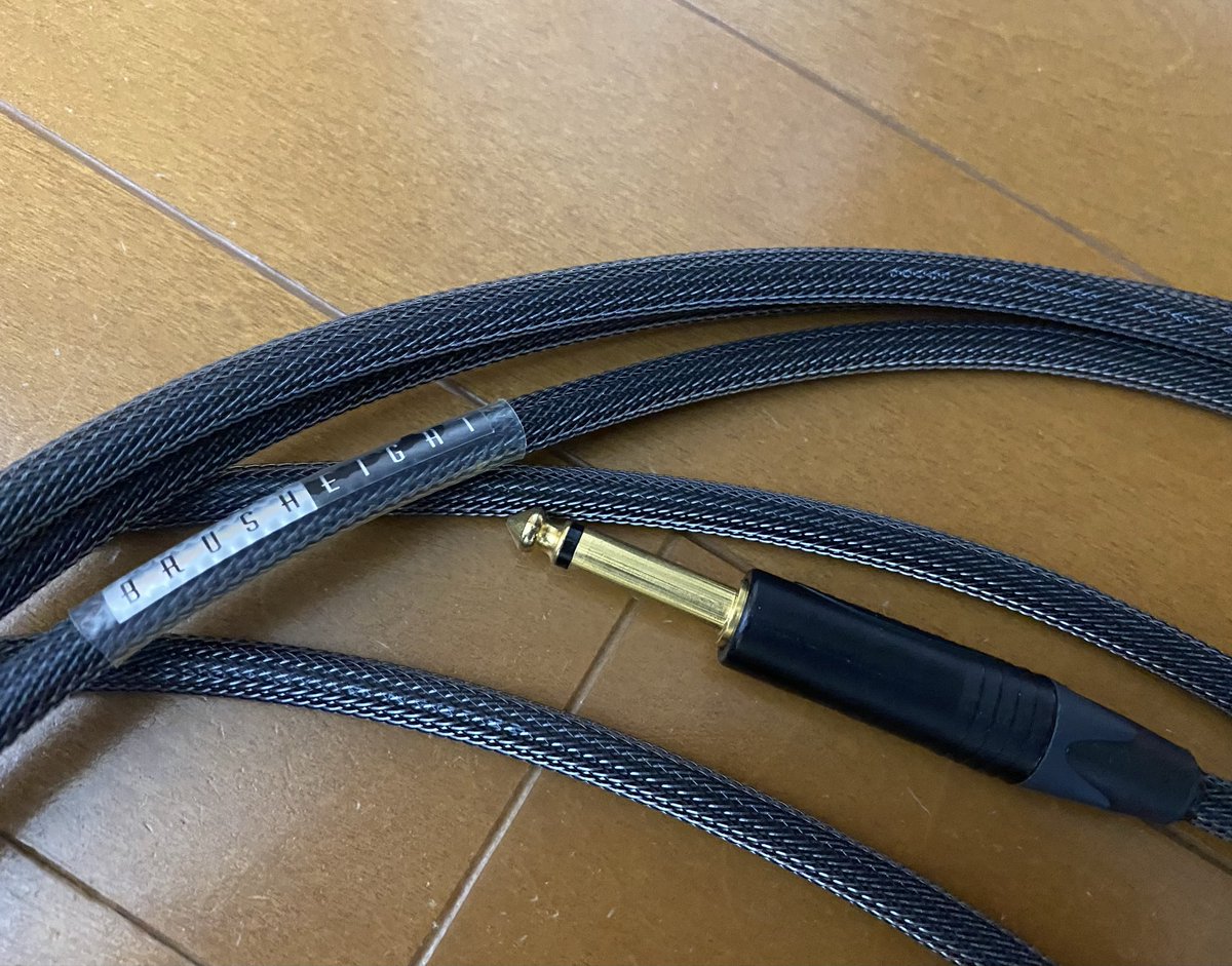 DERESCO911's tweet photo. MNG シールド2本
モガミ2524 ベルデン9778
ブラッシュエイト製 スタイル4
見た目 高級感がいいな〜
この2本 弾き比べるとかなり違う
詳しくは⬇️アドレス
今まで使っていた物よりどちらも解像度が上がった印象
皆のご意見の通り
https://t.co/6hRnaiN9ID
#brusheight https://t.co/B92ws1Qgro