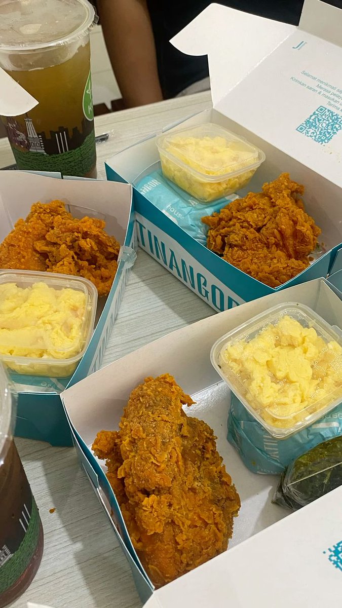 smgtysyg's tweet photo. worthy order on shopeefood with voucher discount 

– a thread https://t.co/5vG6YtCtxR