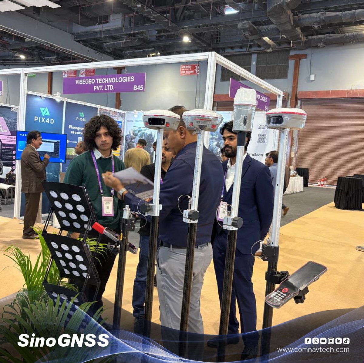 ComNav_Tech's tweet image. 🌍 GeoSmart India 2025 | Welcome to our booth B42
Visitors stopped by to explore ComNav Technology’s advanced GNSS receivers, Laser RTK, tablets, laser scanners, and more.

#ComNavTech #SinoGNSS #landsurvey #survey #positioning #GNSS #construction #laserrtk #GeoSmartIndia2025