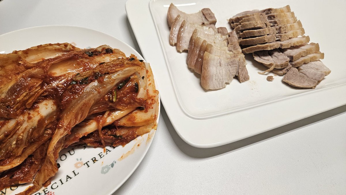 김장김치가 도착해서 수육간드아