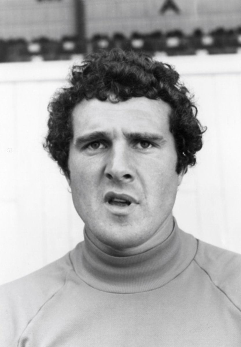 BFC_ExPlayers's tweet image. Happy 74th Birthday today to the BFC Legend that is John Burridge @TheBudgieTweets 

Hope you have a great day Budgie !
👍😀🎂🥂⚽️🥅🍊

#MyFavoritePoolGoalie
#WhatACharacter 
#LovedPlayingForThePool
#FitAsAFiddle 
#TopMan