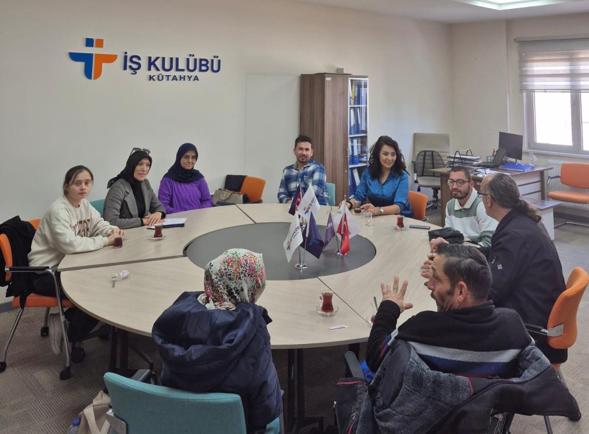 ♿Engelsiz Bir Gelecek için Çalışıyoruz!

3 Aralık Dünya Engelliler Günü kapsamında Kütahya Çalışma ve İş Kurumu İl Müdürlüğümüz tarafından engelli vatandaşlarımıza Kurum hizmetlerimiz tanıtılarak "İş Kulübü" eğitimi verildi. 

#EngelsizİŞKUR
#EngelliİşKoçu
#İşKulübü