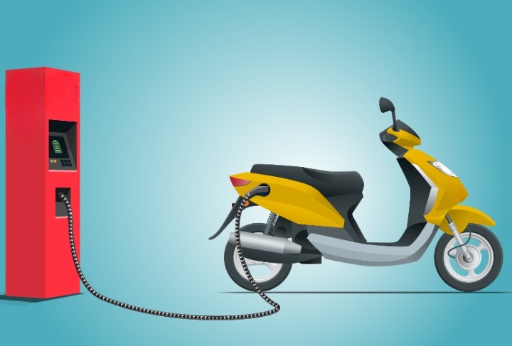 ⚡️ MAXIMIZE YOUR MILEAGE: Get the Best Range from Your Electric Two-Wheeler!

Getting your electric scooter's maximum certified range isn't about the hardware—it's about rider discipline and maintenance. Stop losing range to wasted energy!

Here are the 3 most critical areas you