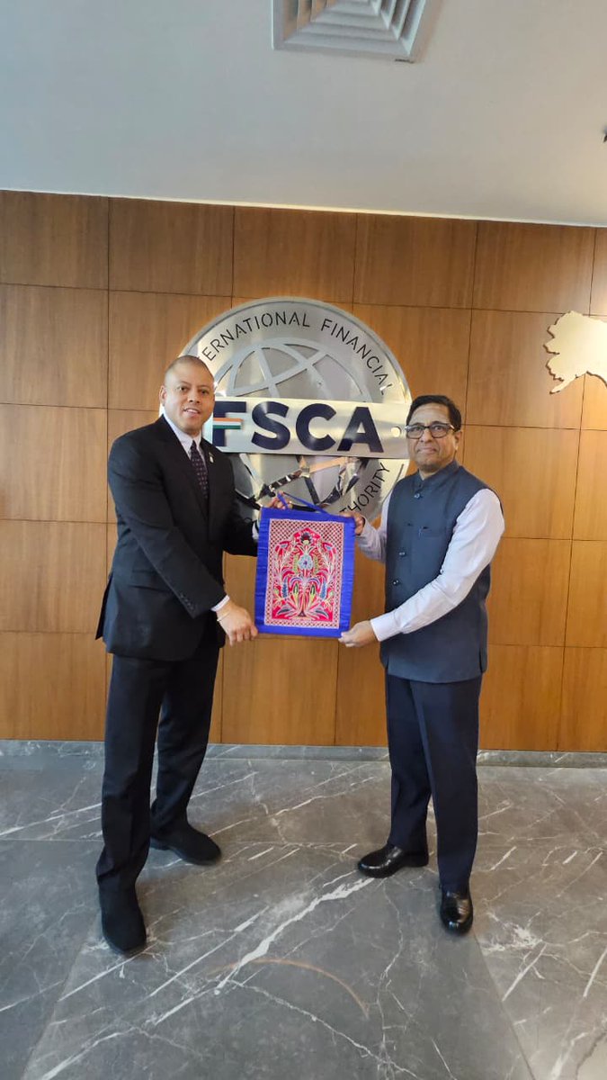 IFSCA_Official's tweet image. H.E. André Ebanks, Premier of the Cayman Islands, led a delegation to IFSCA today. Discussions revolved around establishing regulatory cooperation and sharing best practices in the FS ecosystem— a step toward global financial collaboration. 

#IFSCA #CaymanIslands #GlobalFinance