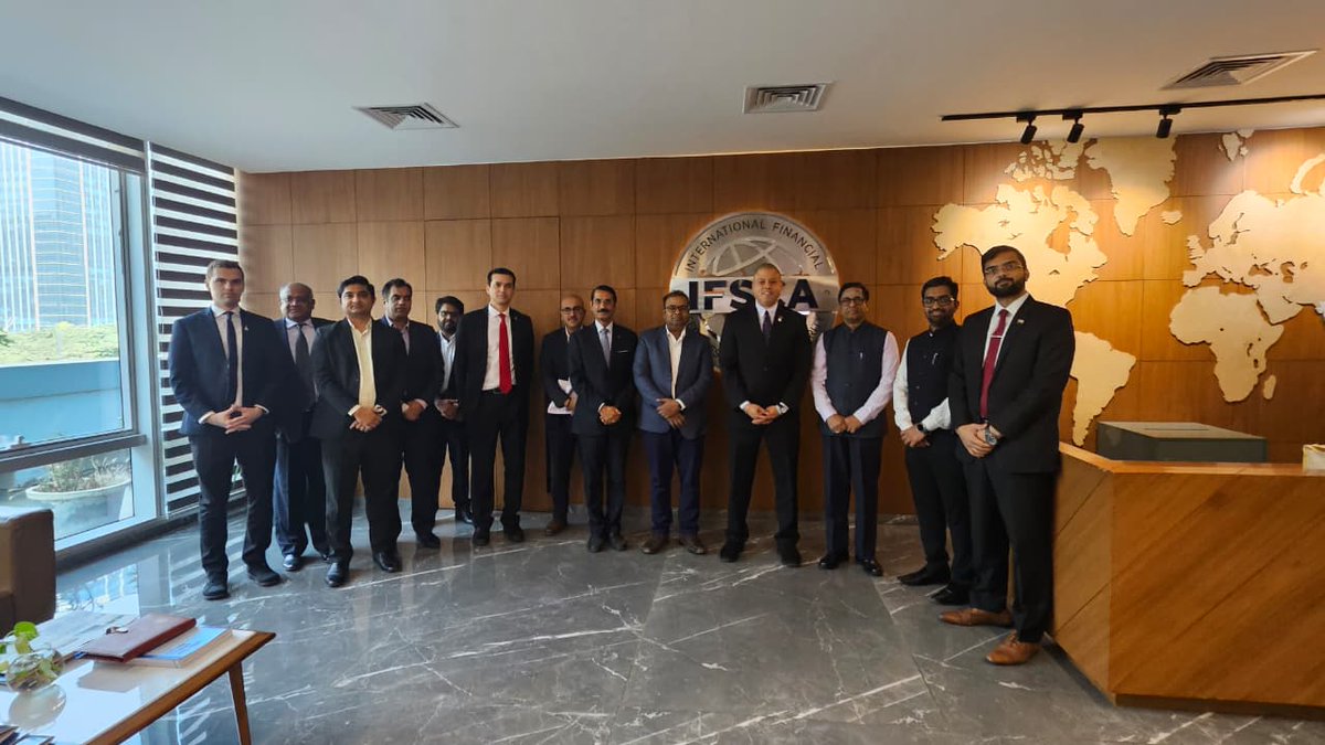 IFSCA_Official's tweet image. H.E. André Ebanks, Premier of the Cayman Islands, led a delegation to IFSCA today. Discussions revolved around establishing regulatory cooperation and sharing best practices in the FS ecosystem— a step toward global financial collaboration. 

#IFSCA #CaymanIslands #GlobalFinance