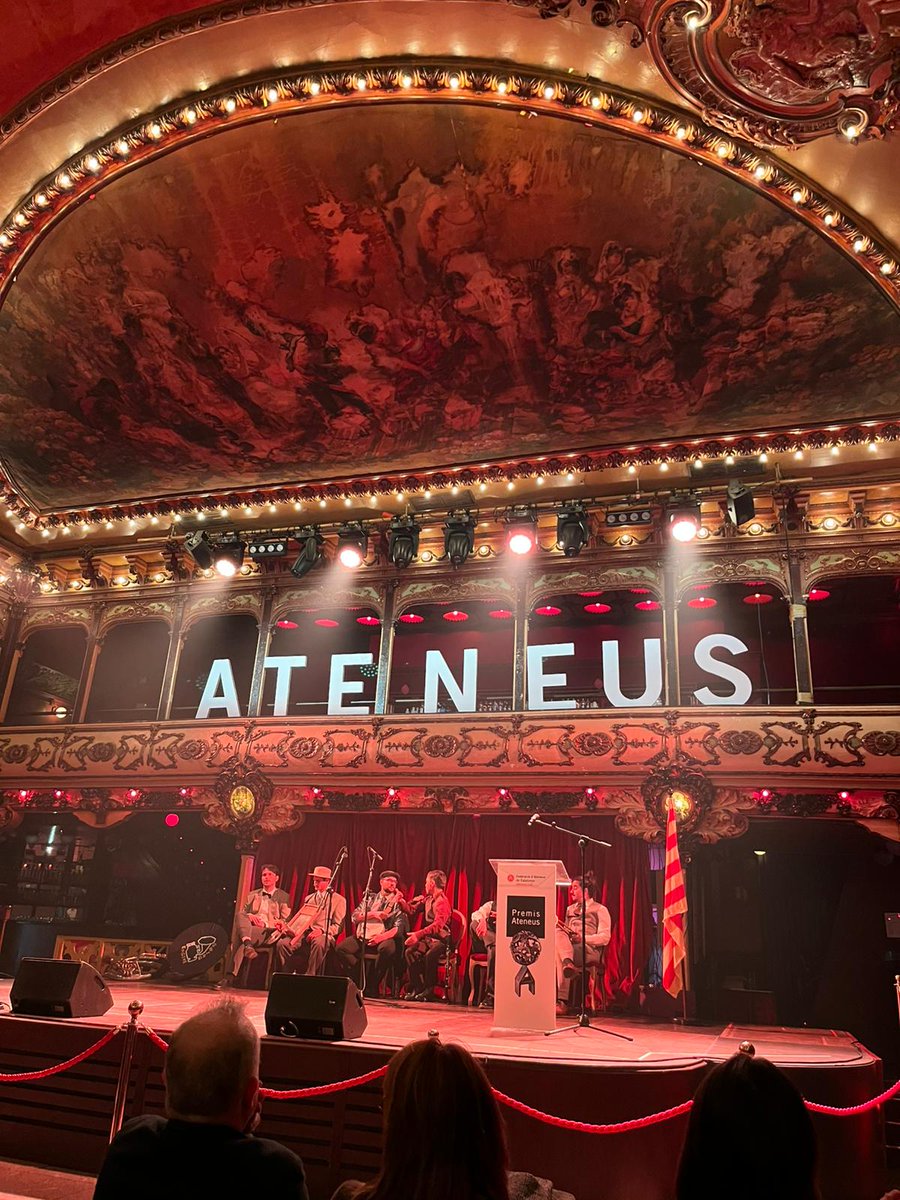 La d'ahir va ser una gran nit a la gala dels Premis Ateneus 2025! 😊
<a href="/AteneusCat/">Federació d'Ateneus de Catalunya</a>