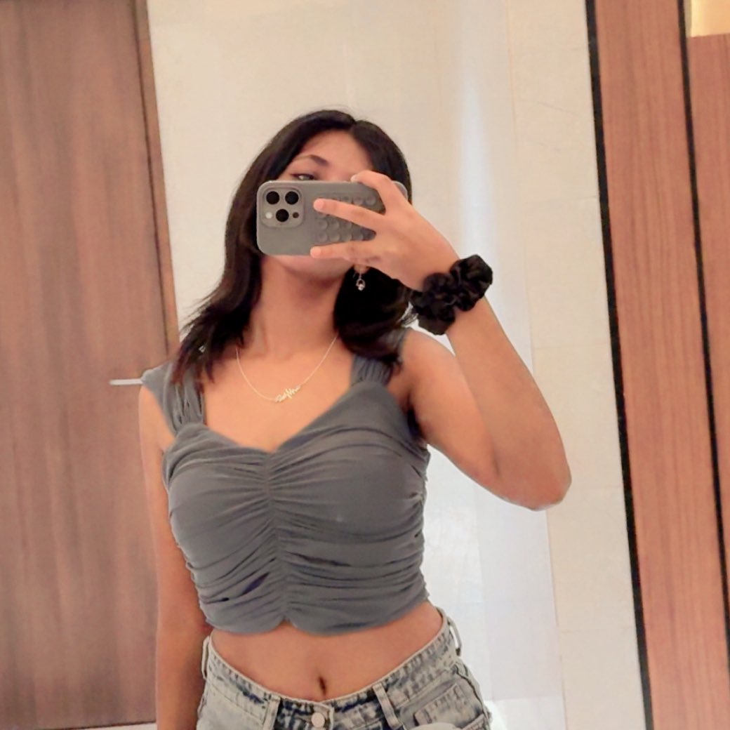 codewithpri's tweet image. We chilling today 🗿