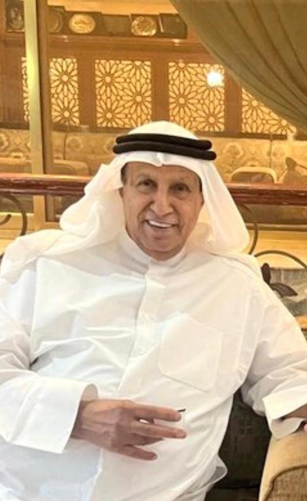 لمسات ✍️:
انتقل الى رحمة الله سبحانه وتعالى الاستاذ خالد العريفان (بوسليمان)العميد المساعد الأسبق لعمادة شؤون الطلبة في #التعليم_التطبيقي والتدريب..ولاعب نادي الجهراء والمنتخب الوطني لكرة السلة الاسبق وقد تميز بوسليمان بنعم الرجل ونعم الأخلاق وتعامله الراقي مع الجميع الله يرحمه🤲