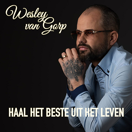 UltimateDisk's tweet image. Wesley van Gorp brengt inspirerende nieuwe single uit: “Haal het beste uit het leven”

Het nummer werd geschreven en geproduceerd door Carlo Verkooijen en Ton van Gils, twee vertrouwde namen in de Nederlandstalige muziekwereld.

Meer info: ultimatedisk.nl/artikel/wesley…