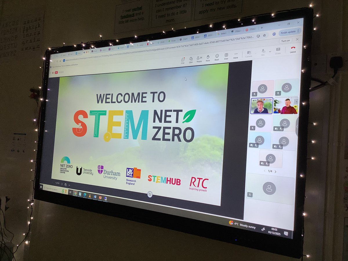 MrsR26792461's tweet image. 6GR have taken part in #StemNetZero this morning where we have been looking closely at how technology (and AI) could help us save the planet. Would you be a solar genius, robot ranger, nature protector or data detective? #KeepLearning #TakeNotice 🌎 @broadwayjuniors