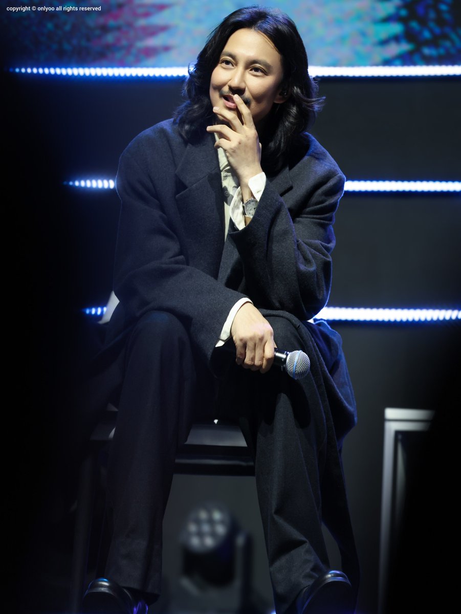 _800313_'s tweet image. 251129 SMG SHOW 우주최강쇼 연말정산 

골저스한 주님 고급스러운 시계까지 펄팩

사실 공연 내내 주님 예쁘다 시계 예쁘다 그러고 있었

#김남길 #金南佶 #キムナムギル #KimNamGil