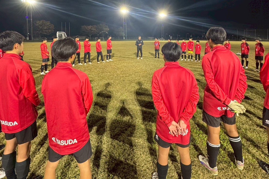 ／
　出張ヴェルスパ ⚽️🚌💨
＼

第11回は #ヴェルスパ宇佐 の練習にスタッフ #宮本優 が参加しました✊

🔗 verspah.jp/verspah_news-5…

小学生から大人まで訪問させていただける団体様を募集中です！

参加申込はこちら🔽
verspah.jp/contact/

#ヴェルスパ大分 #地域連携