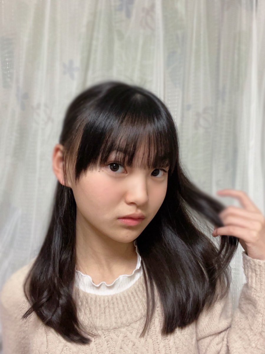 レイページ れいら、冬はニットをよく着るんだけど、今年はイメチェンしてみたい