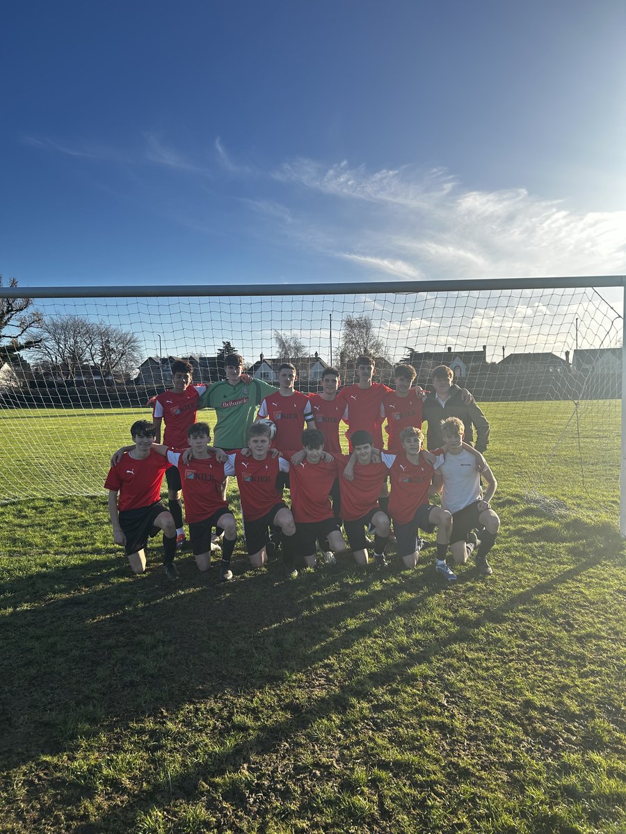 A battling performance from Year 11 yesterday in the second round of the county cup, ending in defeat to two time county champions, Chapel en Frith.
Great effort boys!