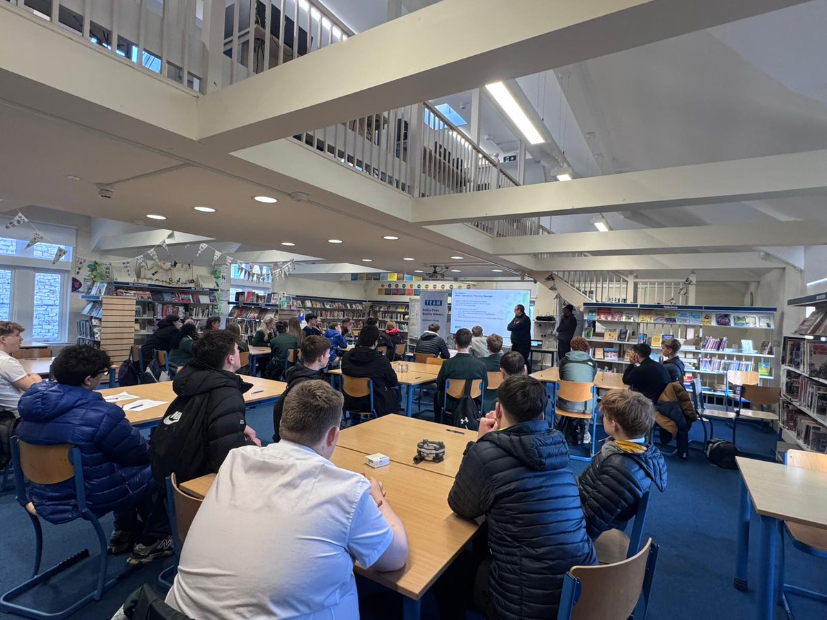 KirkbieKendal's tweet image. Huge thanks to TEAM for talking to our Year 10–13 students today about career pathways. We appreciate your time and wisdom! 🧰🧑‍💼👩‍💻

#CareerPathways #FutureReady #Inspiration #CareersEducation