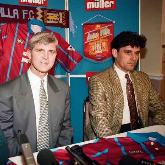 lee1978lcfc's tweet image. 31 years ago today Brian Little returned to Filbert Street days after leaving to become Aston Villa manager ... Predictably he received a frosty reception ... He did a great job for us ... Great memories of the Brian Little era during the 90&apos;s.
#lcfc #avfc #memories 💙🦊