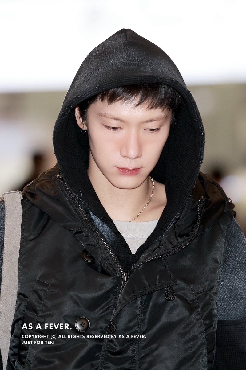 asafever_kr's tweet image. 251203 ICN

#TEN #텐 #เตนล์ #李永钦 #テン 
#WayV #威神V