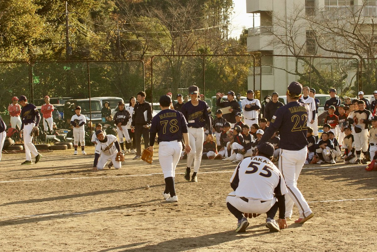 RisingSatsuma's tweet photo. ［第5回薩摩ライジング杯小学生ソフトボール大会］
11/30（日）に明桜館高校グラウンドにて当チーム主催で5回目となる小学生ソフトボール大会を開催しました。 https://t.co/LhT26N8LSW