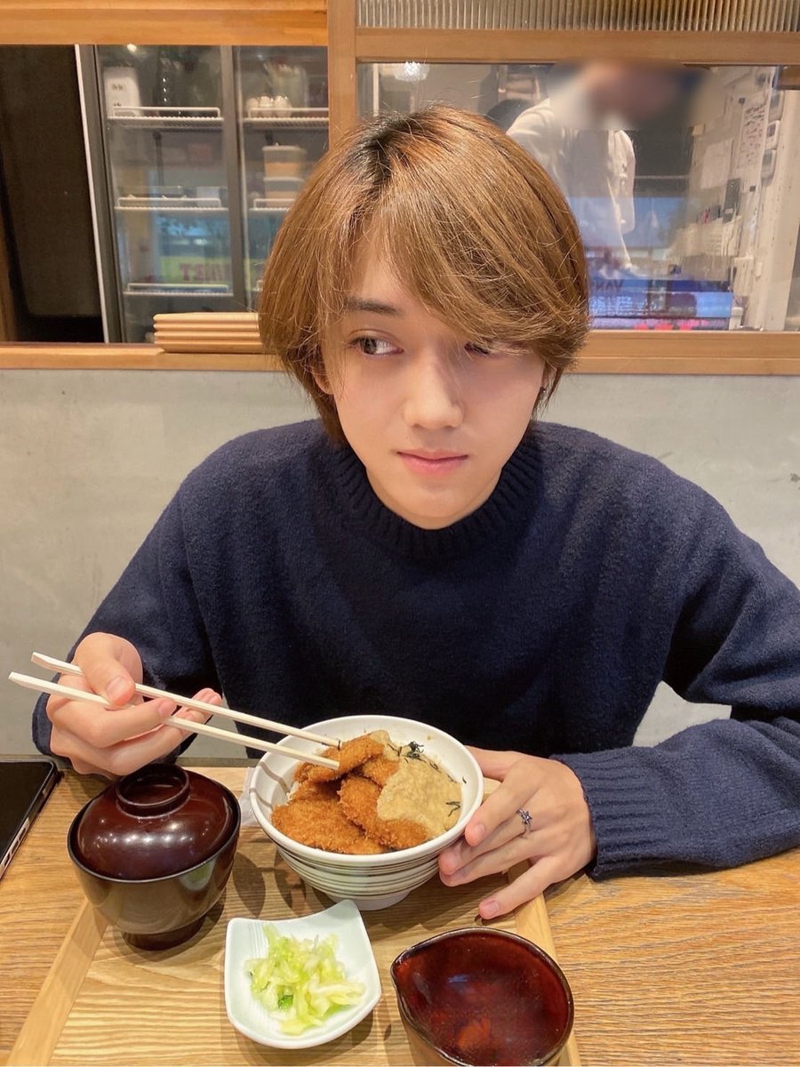 ⸜ ✉️ #LETTER_FROM_TAICHI ✨ ⸝

皆さんこんにちは #TAICHI です！！

この前吉祥寺へ行った時にMAZZEL・KAIRYUさんSEITOさんRYUKIさんが『カイセイさんぽ-吉祥寺編-』でロケをされていたDracaenaでお買い物しました！！