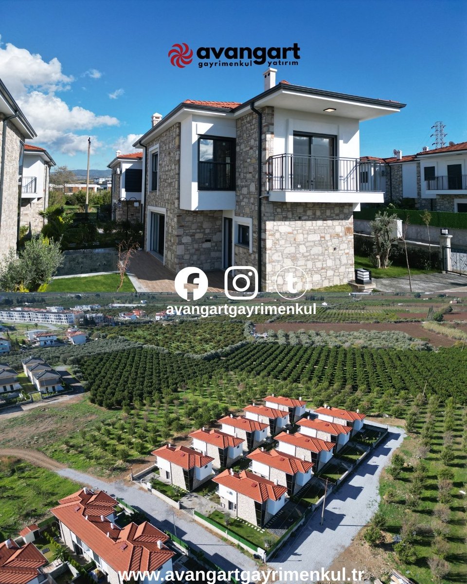 avangartyapi's tweet photo. 🏡✨ Kuşadası Davutlar’da özel havuzlu, deniz manzaralı 3+1 lüks villa!
• 125 m²
• 3 banyo
• Modern mimari
• Plaja 4 km
• Milli Park’a 10 dk
📞 Bilgi &amp; Randevu:
 https://t.co/JQM8BAnl5g
📱 +90 (510) 220 2148
#kusadasi #davutlar #satilikvilla #emlak #luxuryvilla https://t.co/aTosHPJhJG