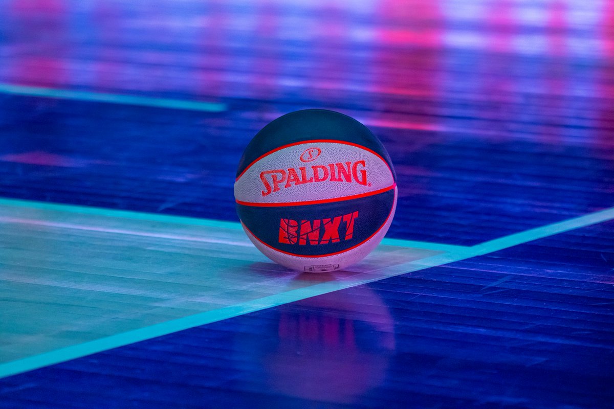 𝗪𝗶𝗷𝘇𝗶𝗴𝗶𝗻𝗴 𝗮𝗮𝗻𝘃𝗮𝗻𝗴𝘀𝘁𝗶𝗷𝗱 🕒
Voor de uitwedstrijd tegen MBC Syntainics op 6-1-26 heeft een wijziging plaatsgevonden voor de tip-off.
Doordat het een Feestdag is in Duitsland is de aanvangstijd 15:00uur geworden, zodat veel jonge fans de wedstrijd kunnen bezoeken