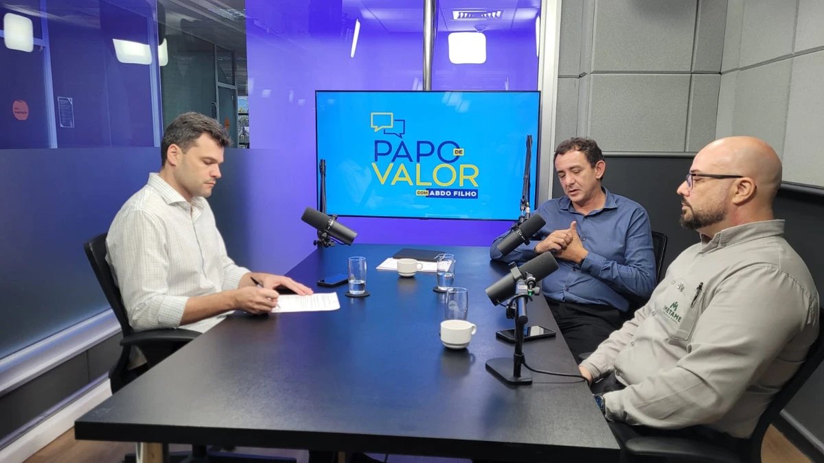 .<a href="/Abdo_Filho/">Abdo Filho</a> | Papo de Valor #18: a aposta alta do Espírito Santo em logística [ h.leia.ag/a/B73C/sygzsop ]

O último episódio da série "Espírito Santo - Plataforma Logística do Brasil" é com Gustavo Serrão, CEO da Vports, e Anderson Carvalho, diretor do Porto da Imetame