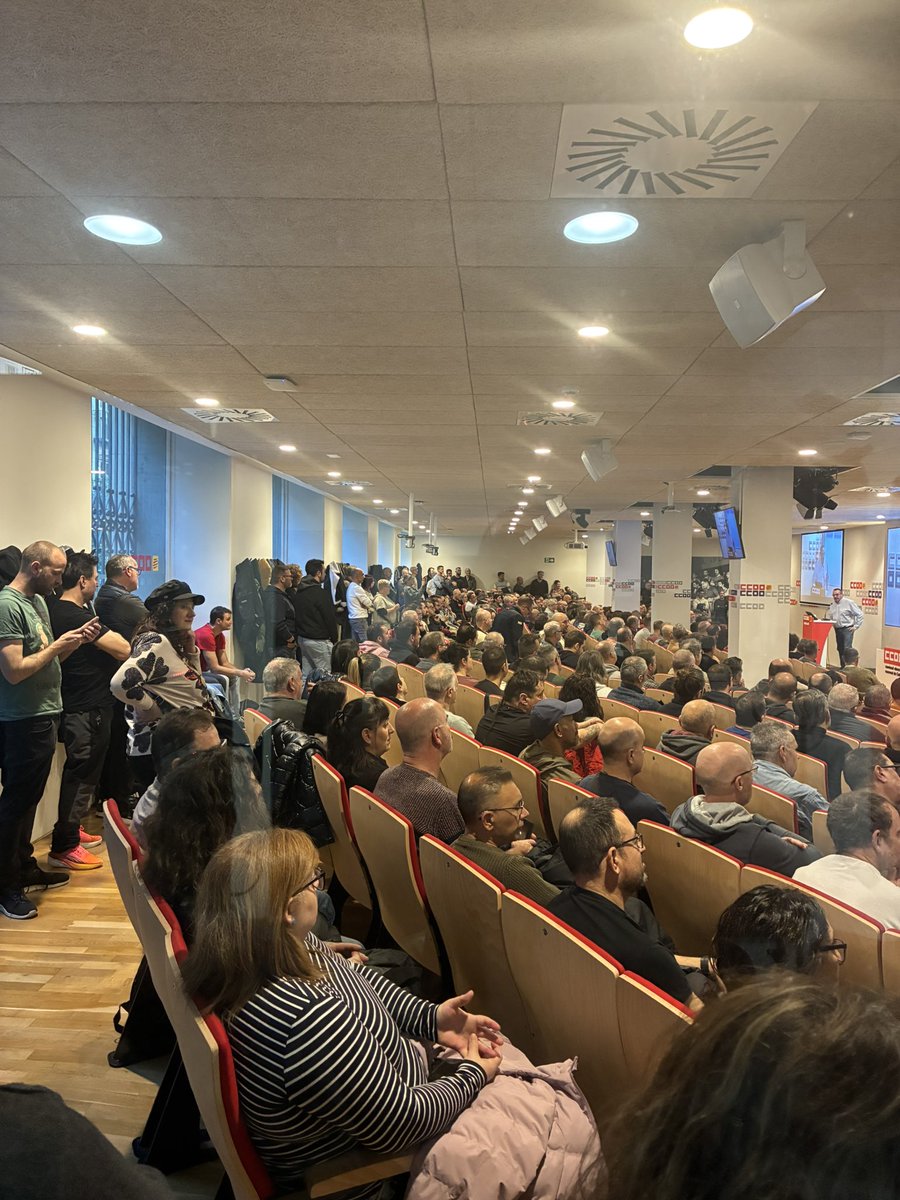 Sales plenes a l’assemblea del metall per valorar el preacord del conveni de la província de Barcelona