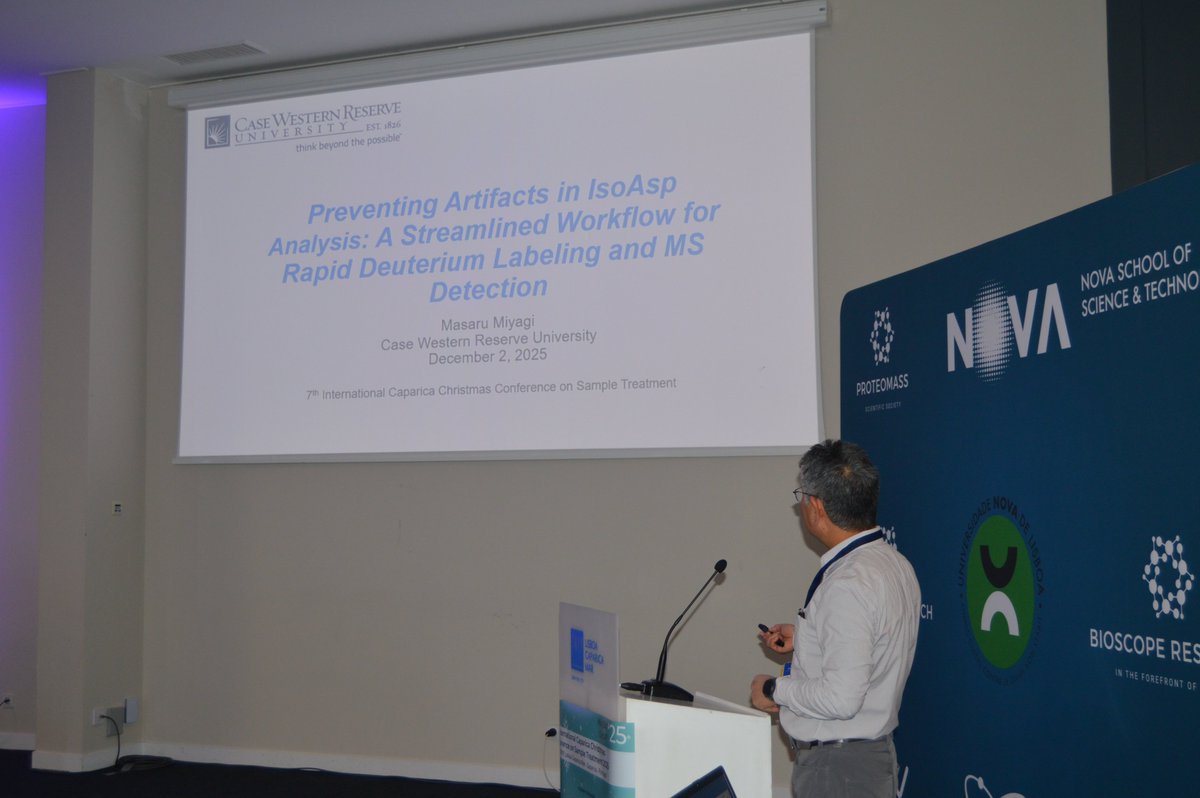 ProteomassS's tweet photo. ๐งช Tuesday Session - Excellent talk by Masaru Miyagi, Case Western Reserve University (USA), keynote at #SampleTreatment2025.
On Preventing artifacts in IsoAsp Analysis: a streamlined workflow for rapid deuterium labeling and MS detection.
#bioscoperesearchgroup #proteomasss @laqv_requimte