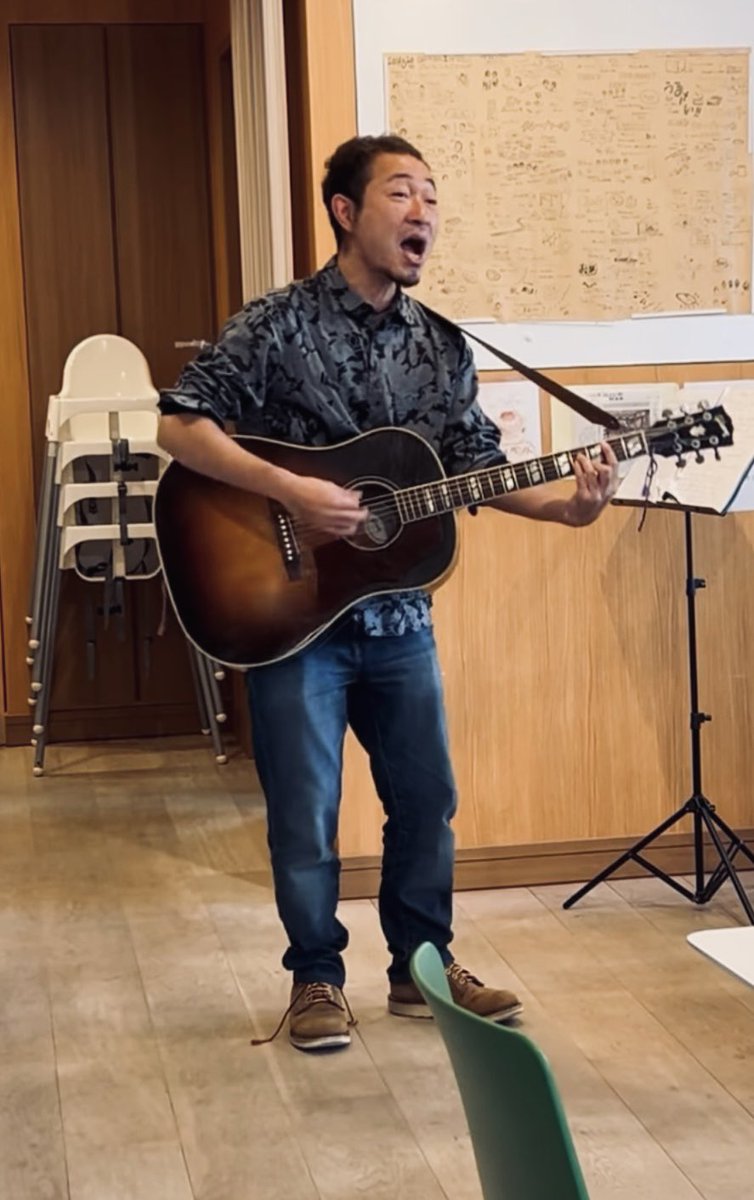 昨日は、
僕が本当に好きで通い詰めていた
スリランカカレー
『ニゴンボランカ』さん出店時の

国分寺『カフェと色々びより』さん
にて、店内ライブでした！

好きなもので広がるご縁は特別。

昨日も再会と新たな繋がり、
出逢いがあり、良い時間を
ありがとうございました！

カレー美味しかった🥹✨