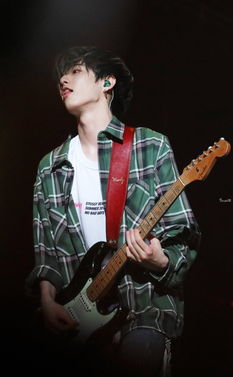 dhiandjj's tweet photo. jae in flanel is back🥹 https://t.co/x2gyVWrnBH