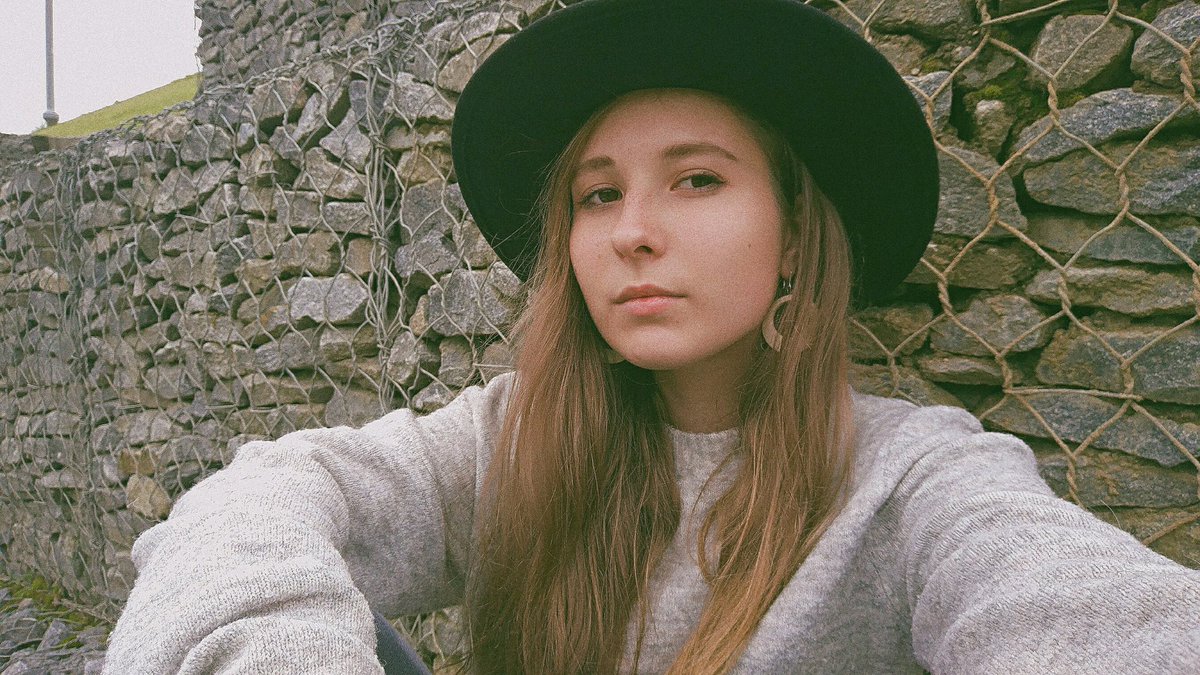 Покажи свою маму и себя 🤍