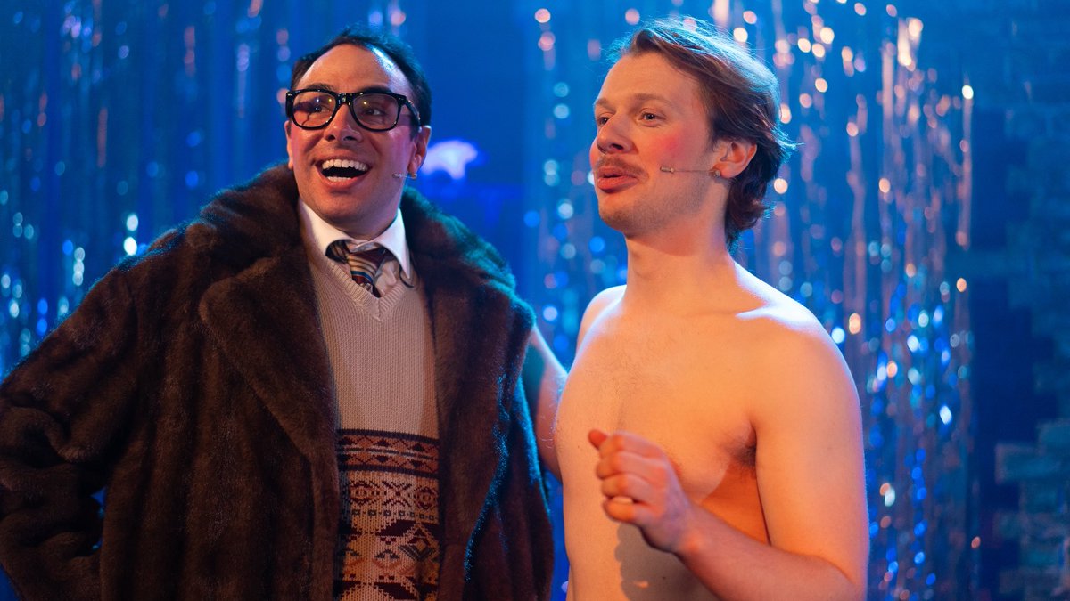 The Liar, The Bitch &amp; The Wardrobe by Josh Coley is OPEN !! #lgbtqpanto #adultpanto #cheeky