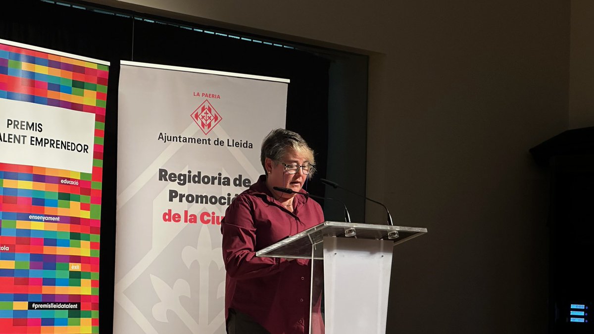 💡 Comença la presentació dels projectes participants dels #PremisLleidaTalent 2025 a càrrec de Marisa Benítez  !
Idees amb impacte, esforç i molta creativitat en acció 🚀✨
<a href="/DiputacioLleida/">Diputació de Lleida</a> <a href="/paerialleida/">Ajuntament de Lleida</a>