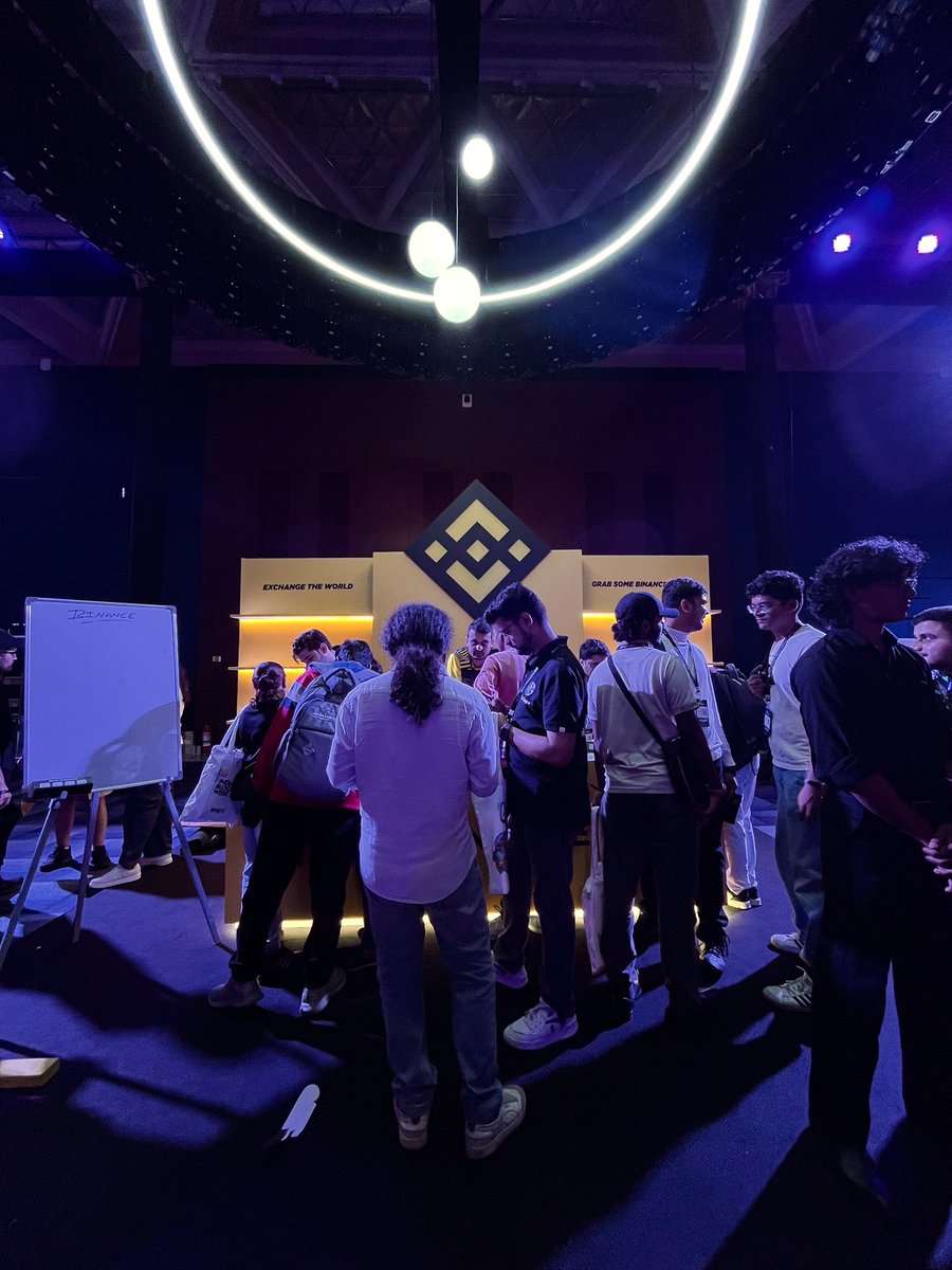 Binance India tweet media