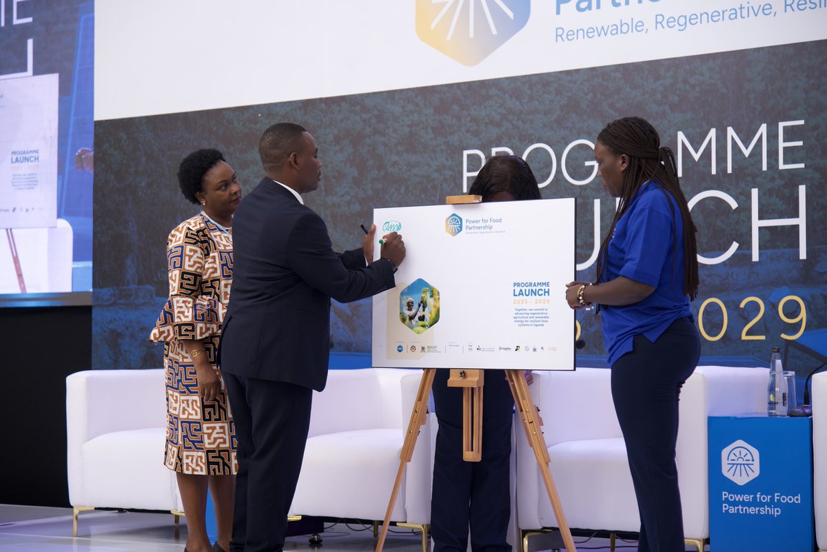MAAIF_Uganda's tweet photo. The Ministry of Agriculture, Animal Industry and Fisheries was represented at the official launch of the @SNVinUganda #PowerForFood Partnership in Kampala by a team that was led by @JTwinamasiko1. 

Details about the project are available online : 🔗https://t.co/8ZiXFdWsaH https://t.co/zz3NPf1eJH
