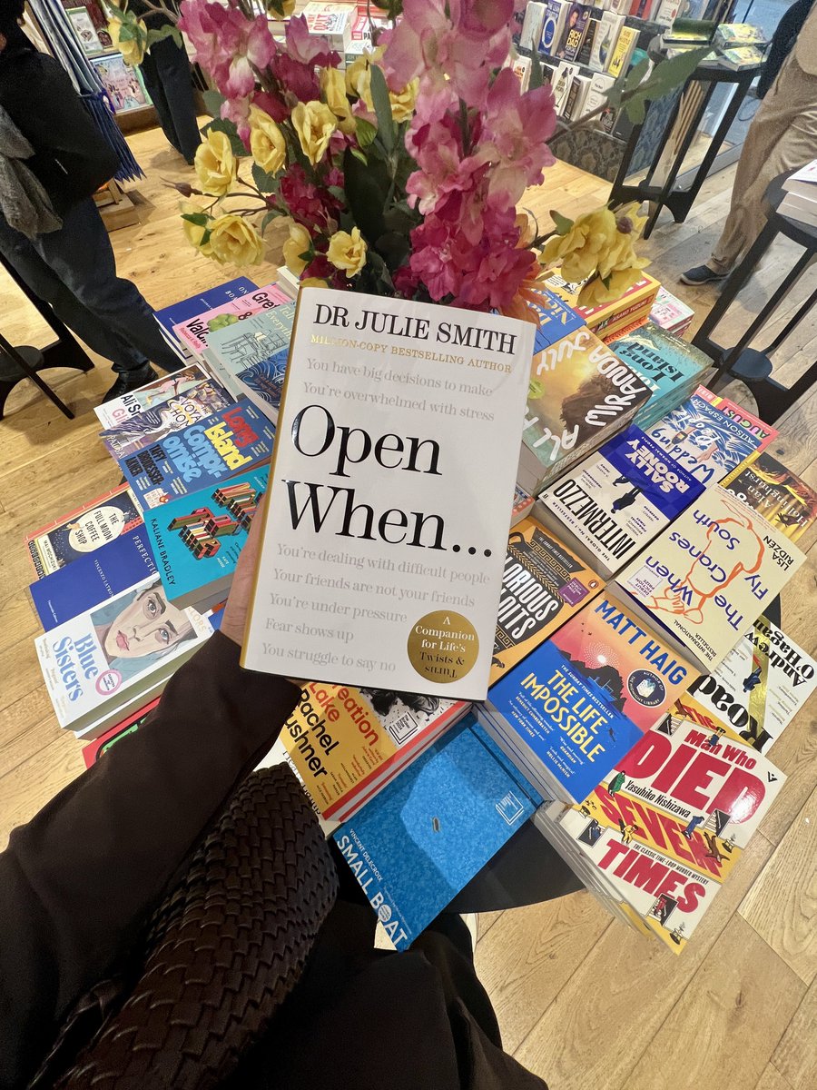 AdeelaCSV's tweet image. Life lately