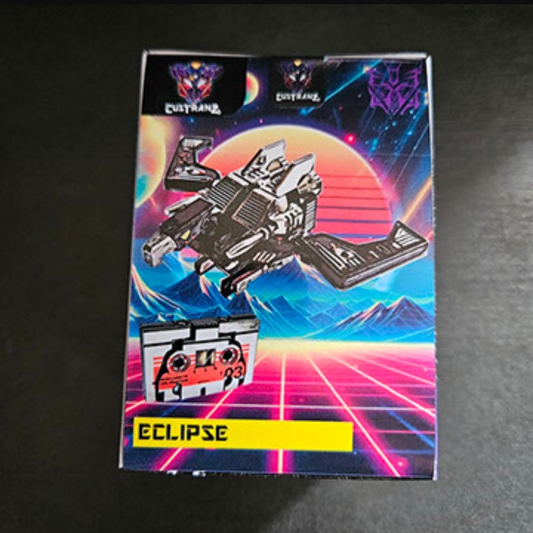 custranz's tweet photo. ECLIPSE
Boxed up
Custom Decepticon Cassette 
#custranz #customtransformer #cassette #decepticon #handpainted #art #graphicdesign #3Dprint  #custom https://t.co/uKyFzecc5M