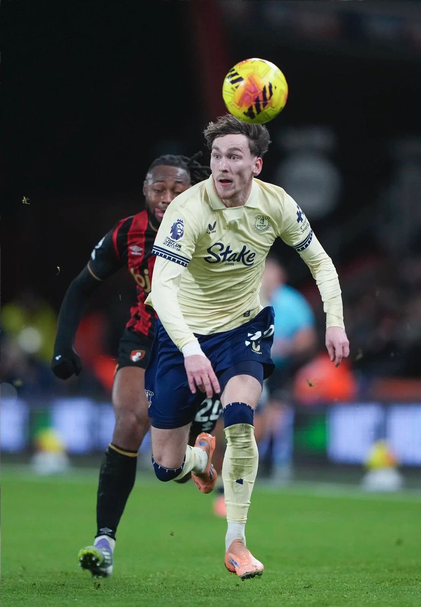 TripleSSports's tweet image. Focused. Three points on the road 🙌🔵 @jgarnerr96 

#triplessports #efc #everton