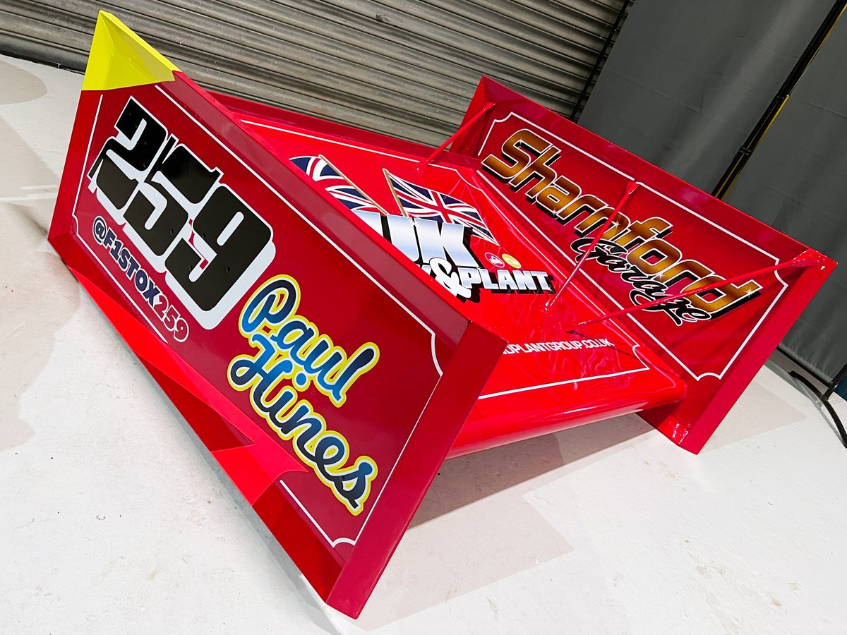 LNGraphicDesign's tweet image. Stock car wing graphics for Paul Hines #259 @F1Stox259

L &amp;amp; N Graphic Designs
📞01788 833020
📧 l_ngraphicdesigns@hotmail.co.uk
lngraphicdesigns.co.uk

#lngraphicdesigns #customsignage #racelivery #graphics #paulhines #brisca #f1 #stockcar #briscaf1 #stockcarracing #racegraphics