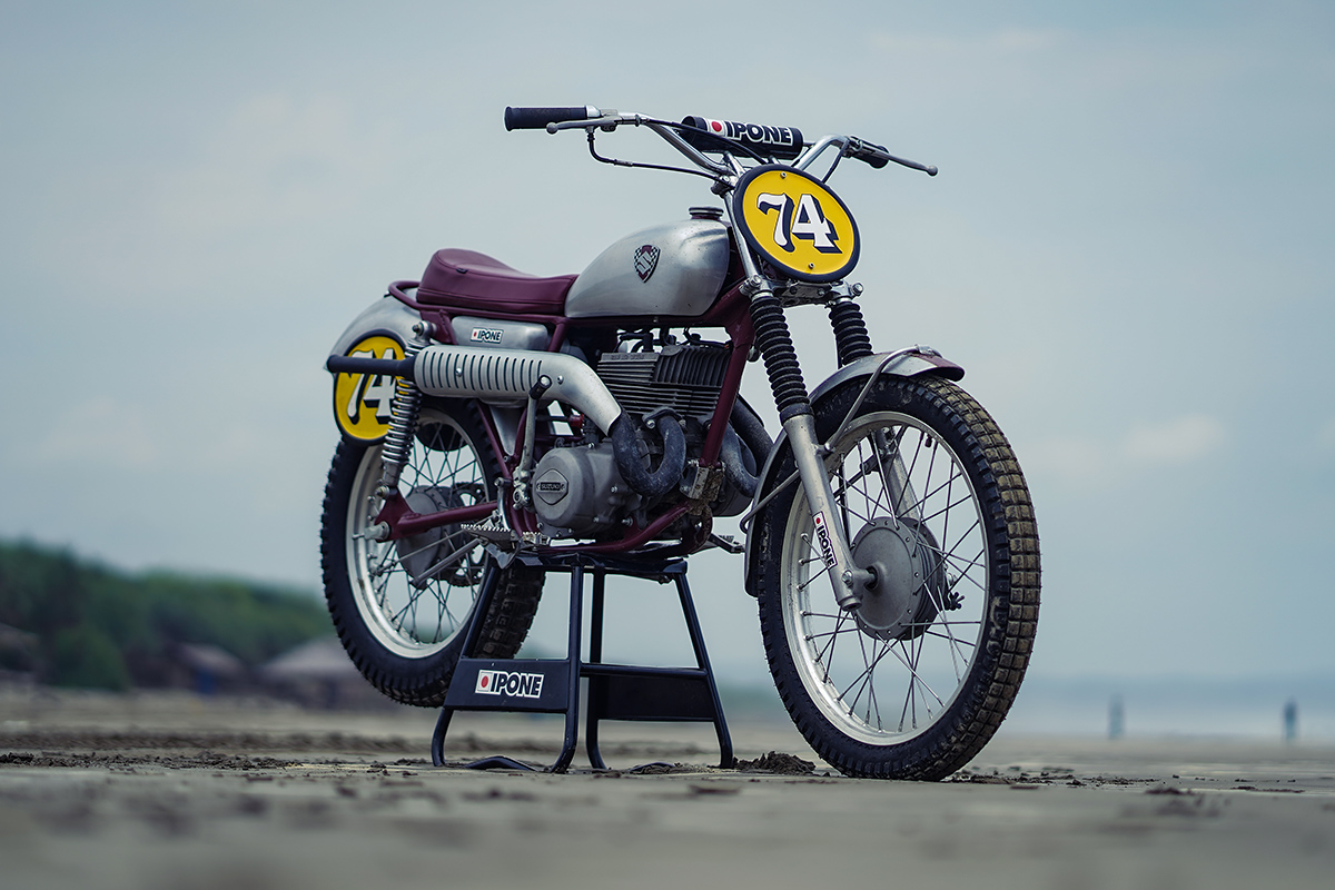 자전거 EXIF ​​​​| 만약: 스즈키가 결코 만들지 않은 2행정 트윈 엔듀로