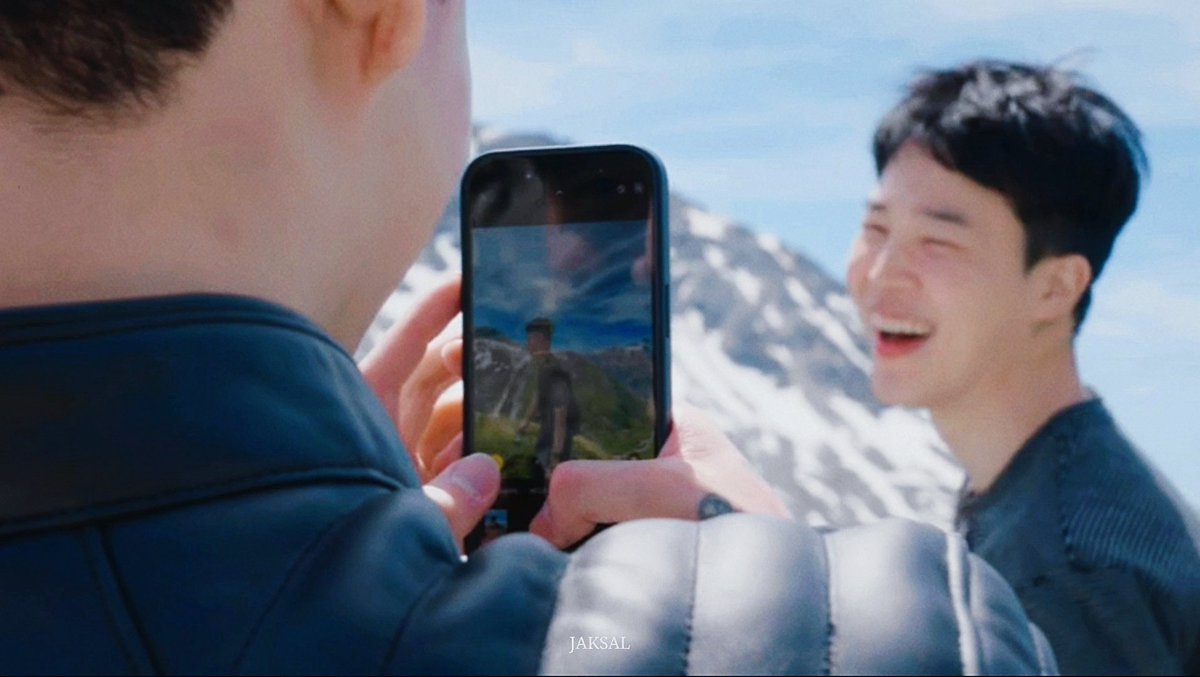JAKSAL_5813's tweet photo. 둘 다 웃고 있어서 너무너무 예쁨 https://t.co/TDfYs7w3Ax
