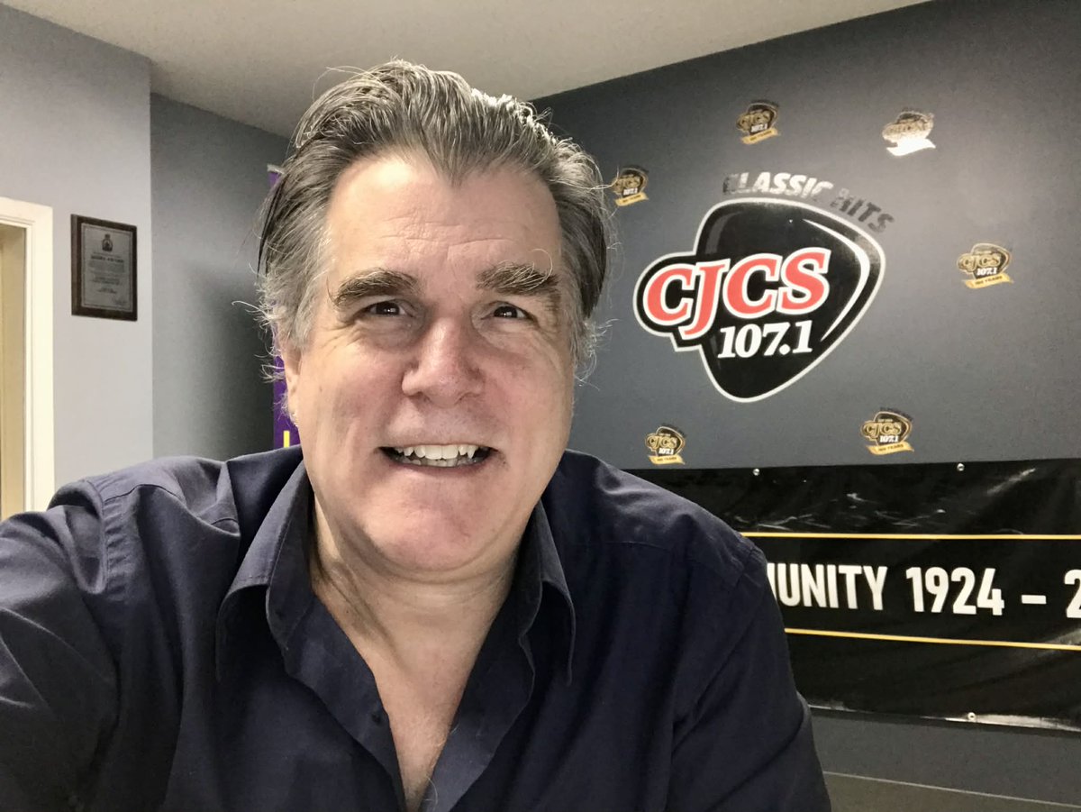 Good morning it's Wed Dec 3
Cloudy. Chance of flurries late this morning and early this afternoon. Flurries beginning this afternoon. Local blowing snow this afternoon. Windy.  High minus 1. Wind chill minus 15 this morning and minus 8 this afternoon. drive.google.com/file/d/1W6q1-S…