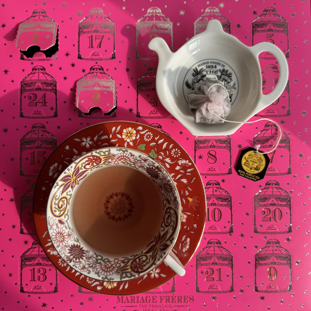 マリアージュフレール アドベントカレンダー2025 2日目 ROYAL PURPLE