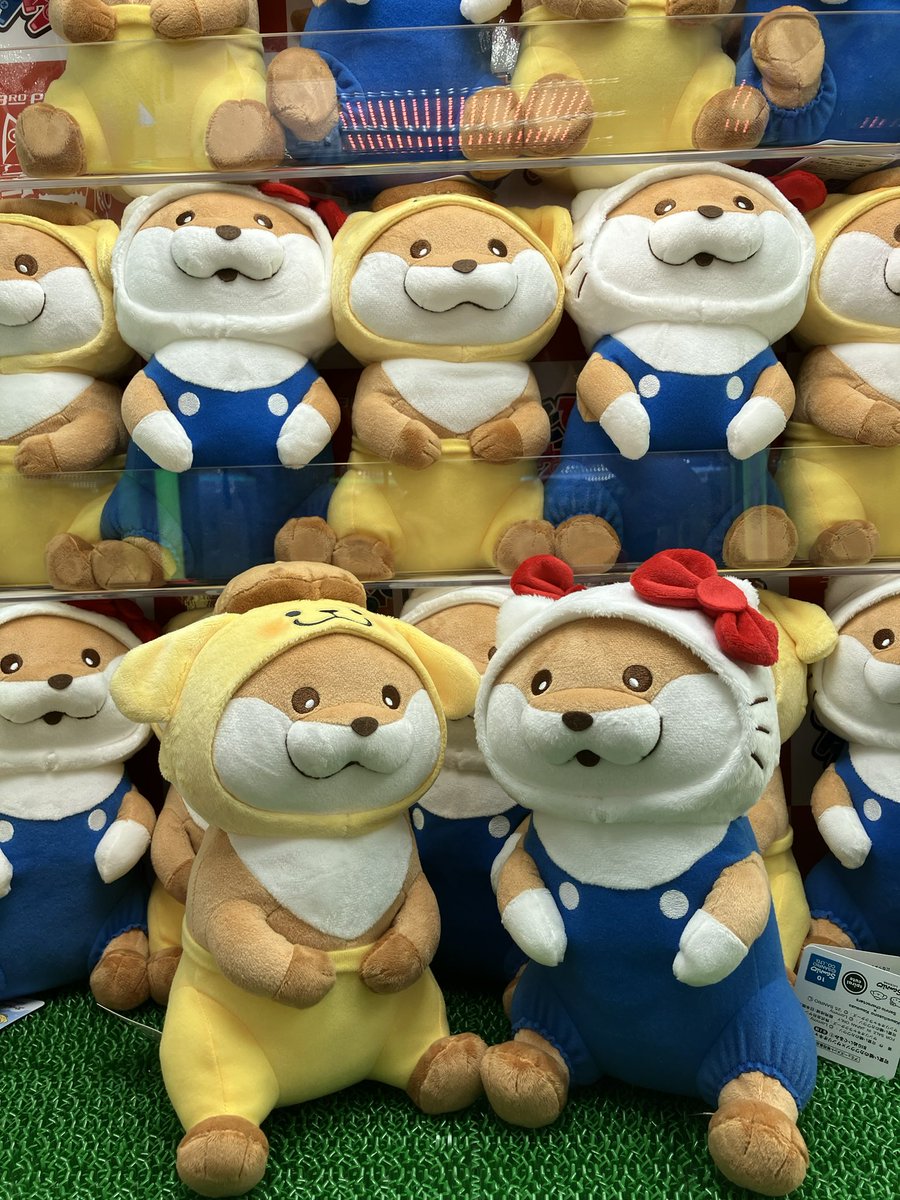 可愛い嘘のカワウソ サンリオ キャラクターズ マスコット ポムポムプリン 可愛い嘘のカワウソ×サンリオキャラクターズ Tシャツ カワウソ
