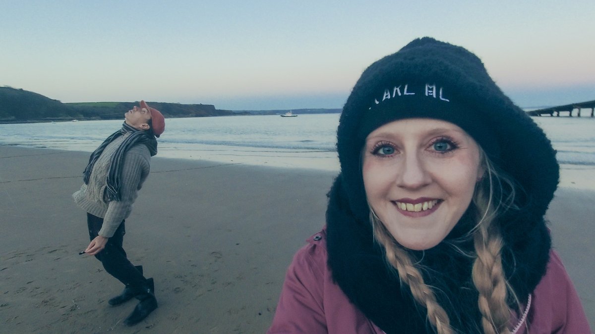 Lucy Muse tweet media