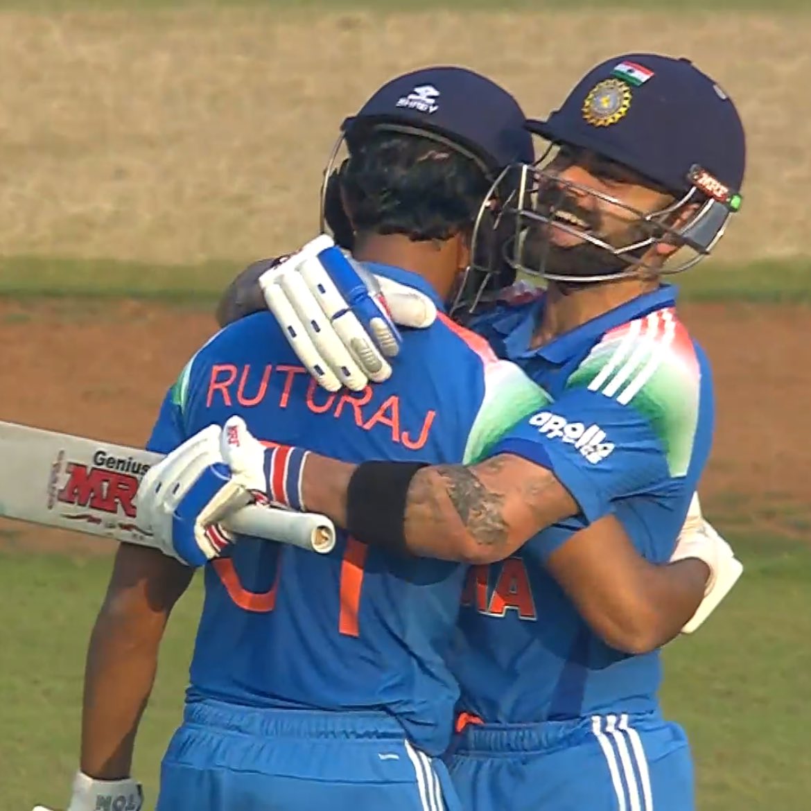 RcbianOfficial's tweet image. ❤️💛