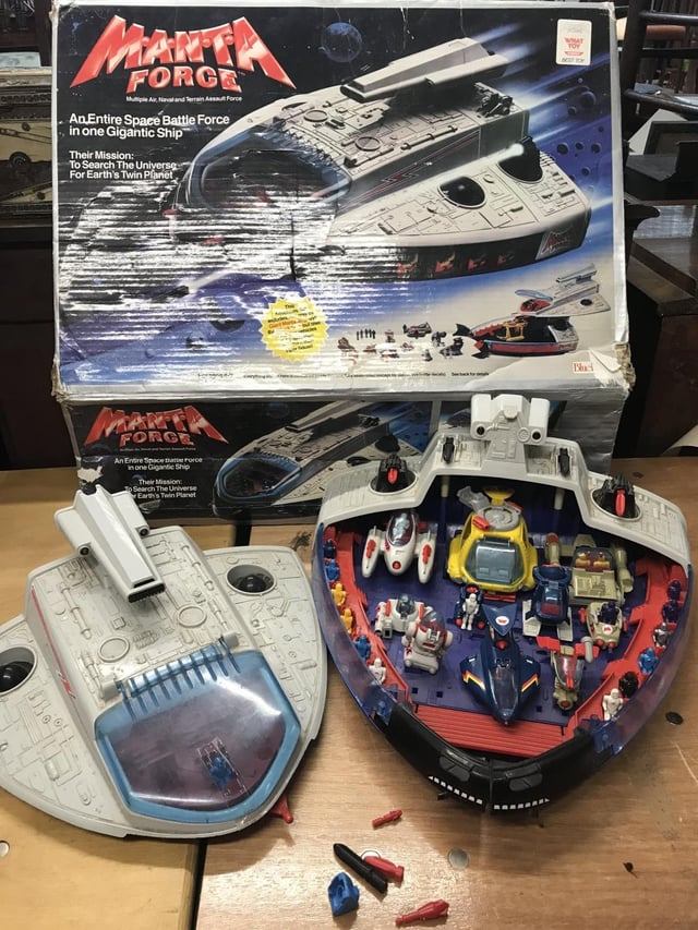 conan_traynor's tweet photo. @conor_pope Christmas '87 - Manta Force, by far the best toy ever. Played with it for the full year and the following year Santa brought Red Venom (the baddies) https://t.co/ioONiN2oyN