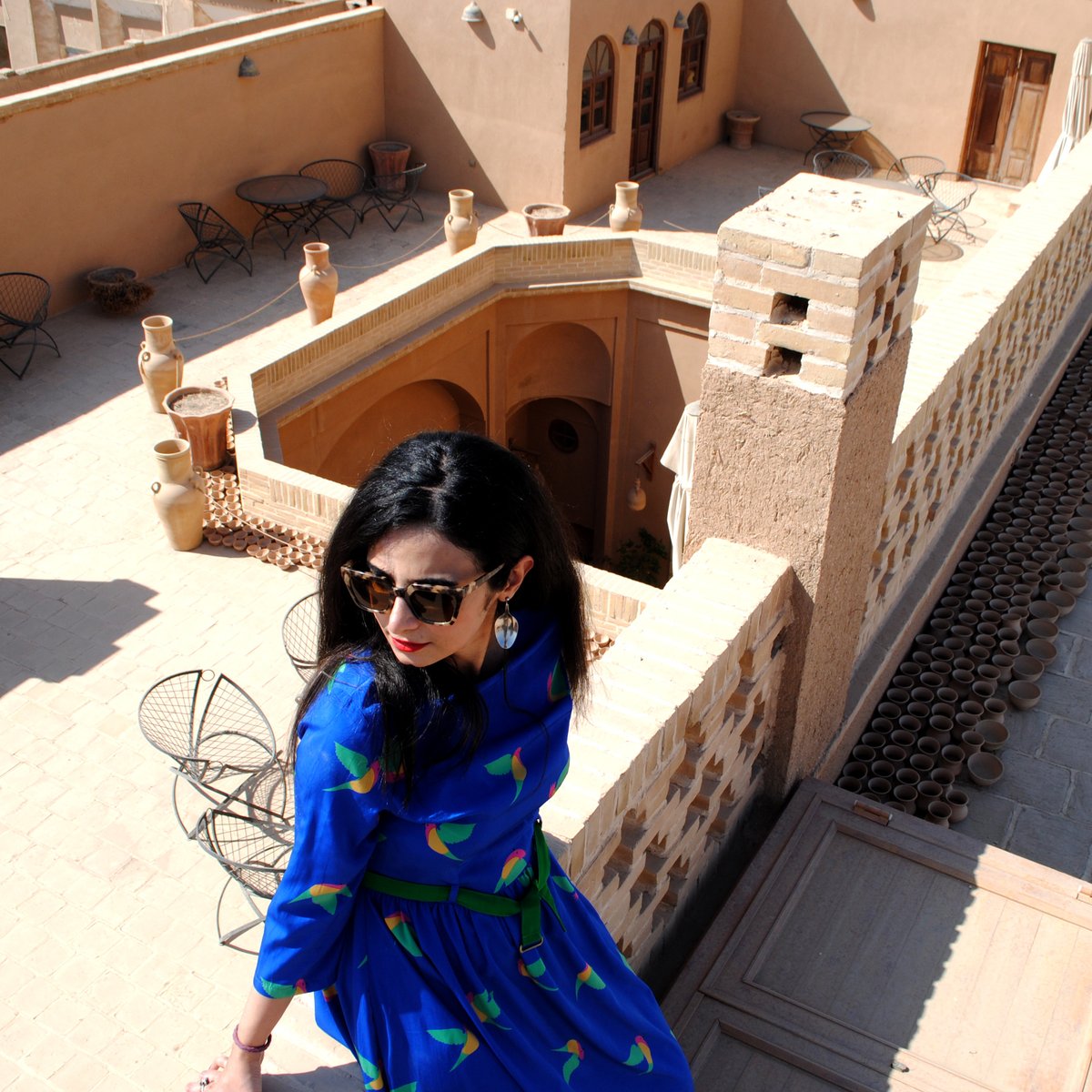 GM from Yazd, staying decentralized under the desert sun ☀️🟡